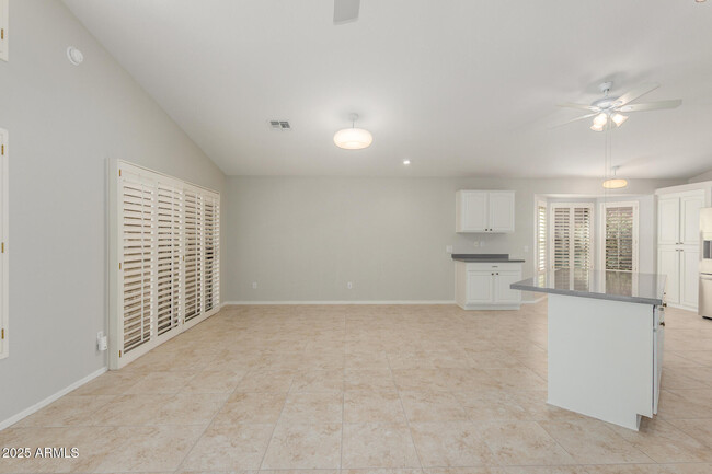 Building Photo - 15679 W Cheery Lynn Rd