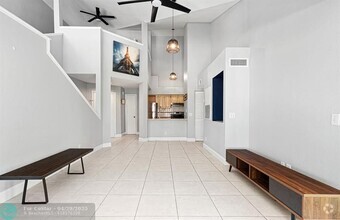 Building Photo - 1705 Palm Cove Blvd