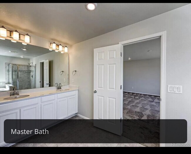 Building Photo - 17312 Bluetrail Ave