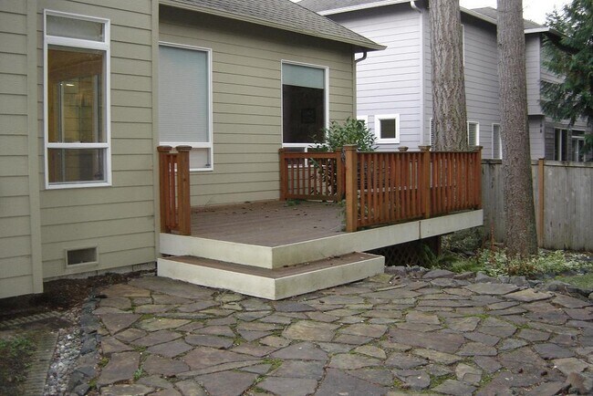 Building Photo - 16320 32nd Ave SE
