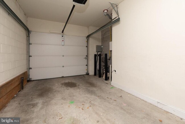 Building Photo - 1706 Rodman St