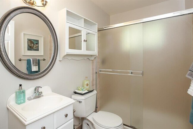 Building Photo - Belwood