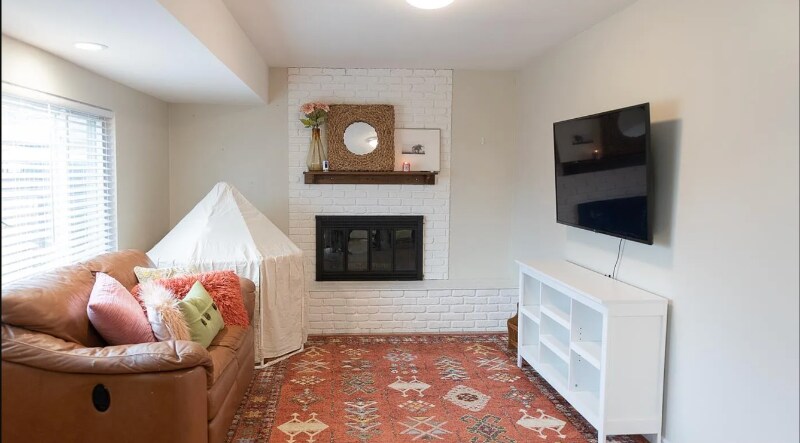 Building Photo - 1110 Phelps Cir