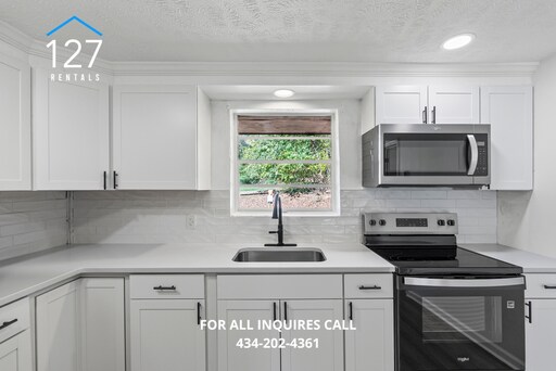 Building Photo - Beautifully Renovated 2 Bedroom Apartment – Timberlake Area, Lynchburg VA