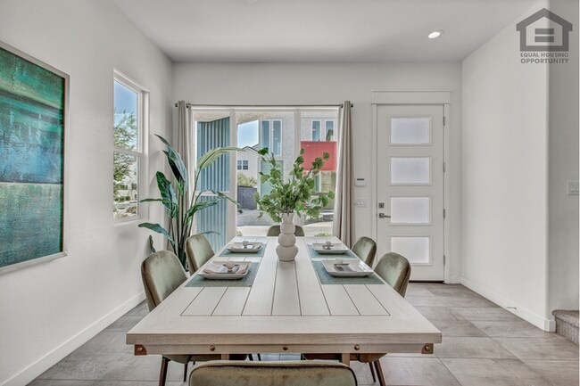 Building Photo - 3Bed/2.5Bath Modern House in Goodyear! -- MODERN FINISHES!
