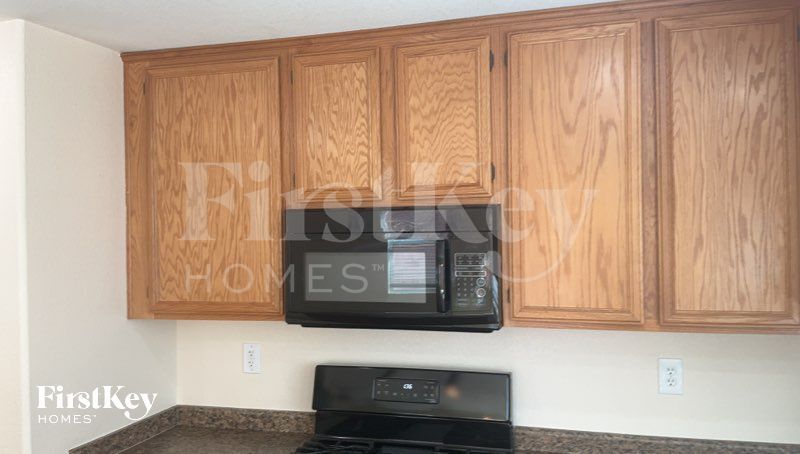 Building Photo - 617 Brinkburn Point Ave