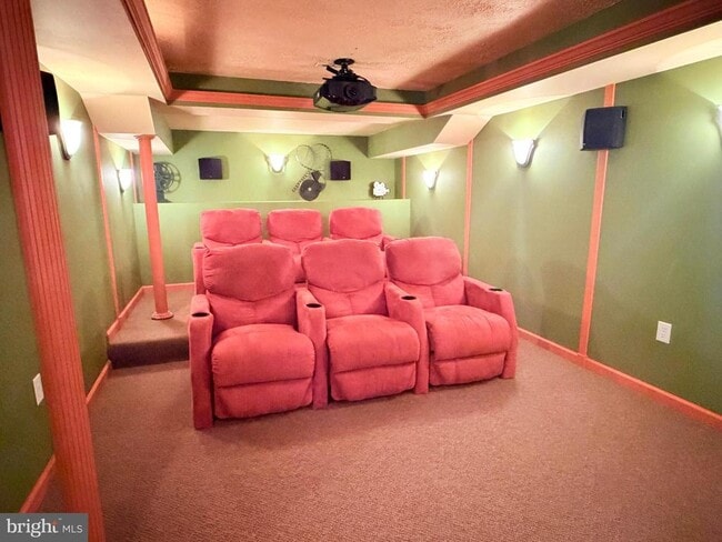 Building Photo - 15 Moonlight Ct