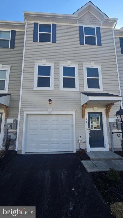 Building Photo - 66 Trotting Rd