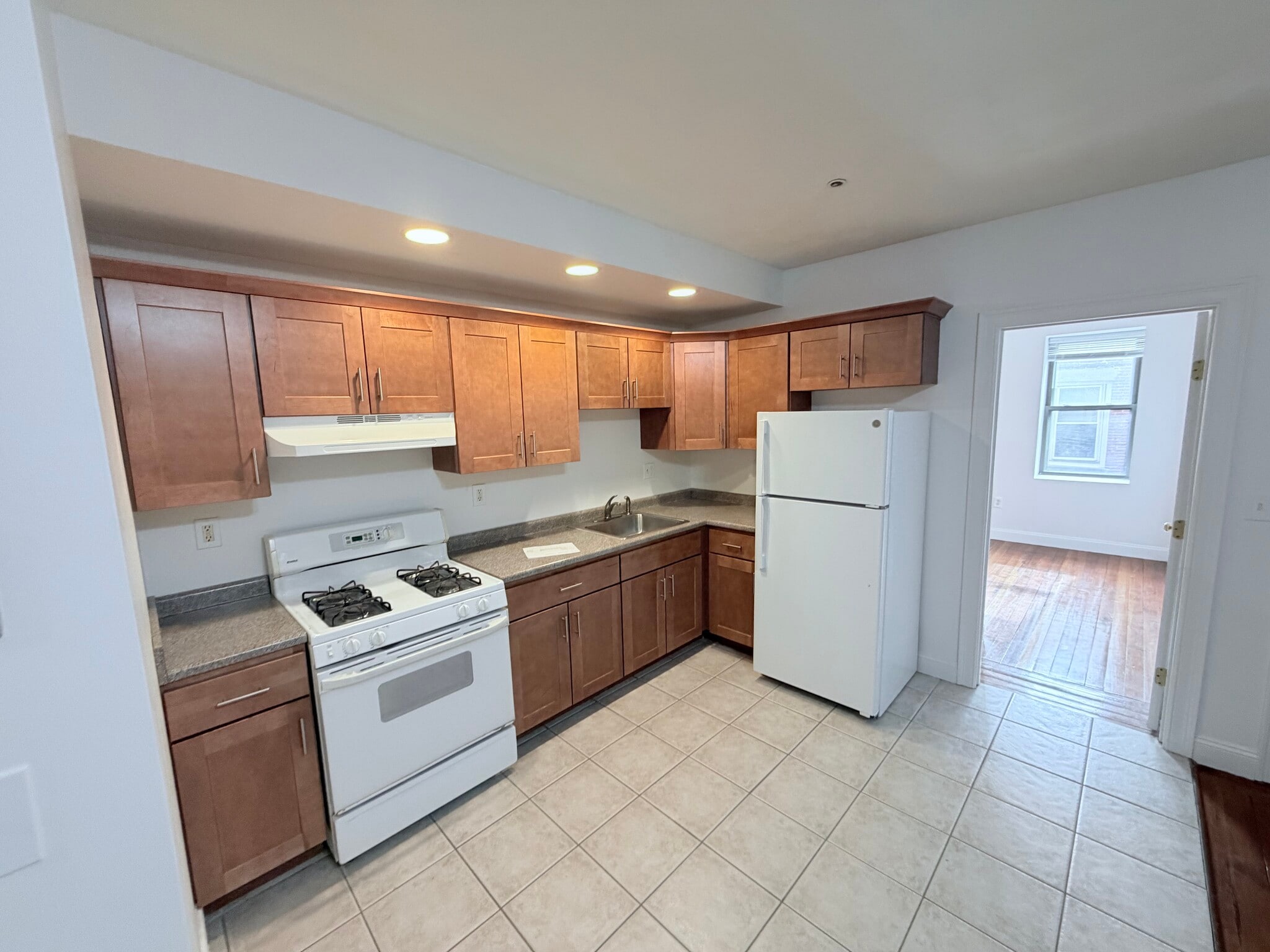 Building Photo - 179 Winnisimmet St