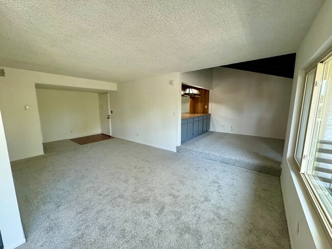 Building Photo - Freshly Updated 2BD/1BA Condo in Desirable Woodlake Village – La Habra!