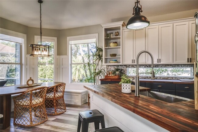 Building Photo - 5546 Whitehead St