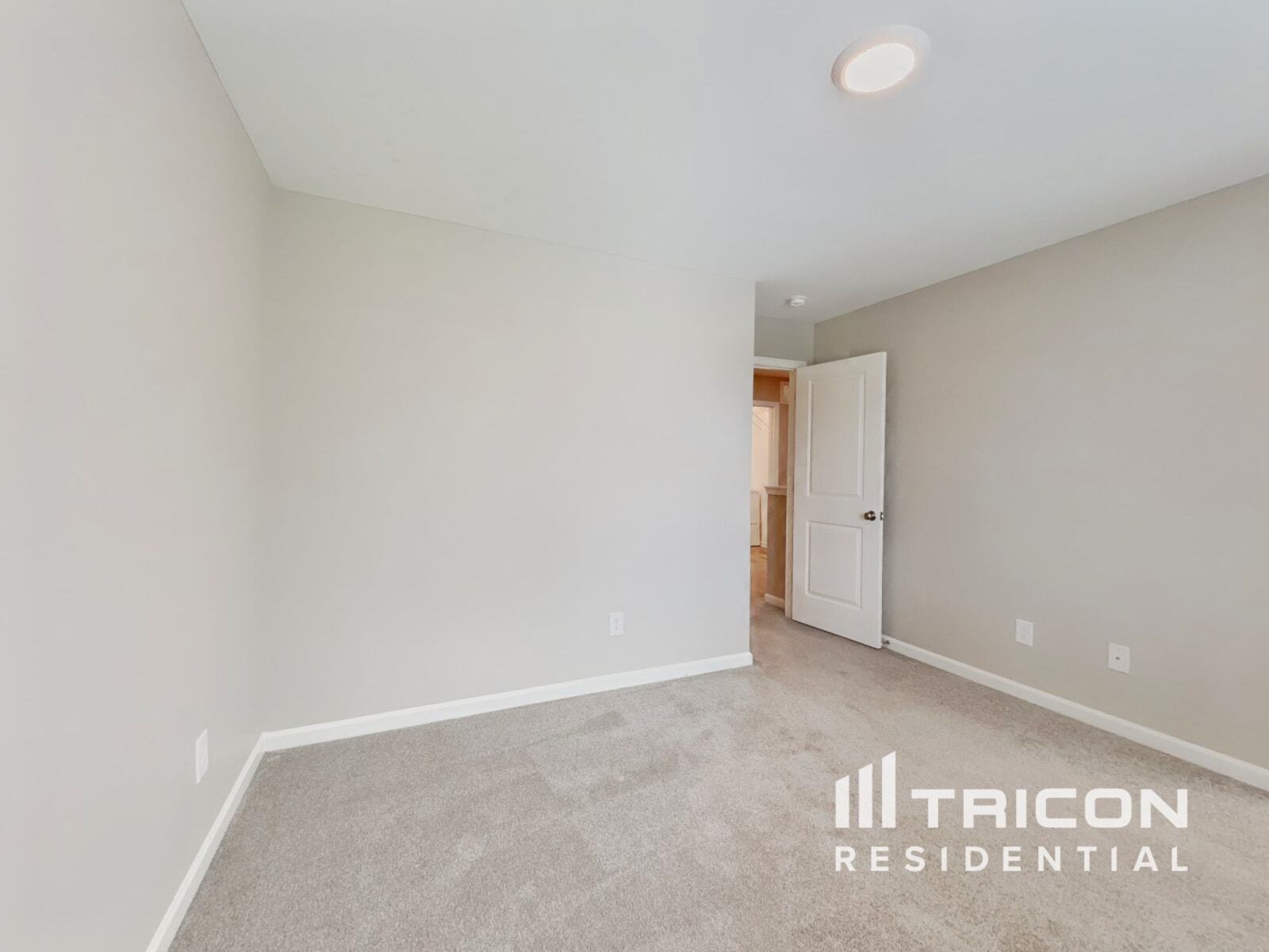 Building Photo - 105 Hockey Puck Wy