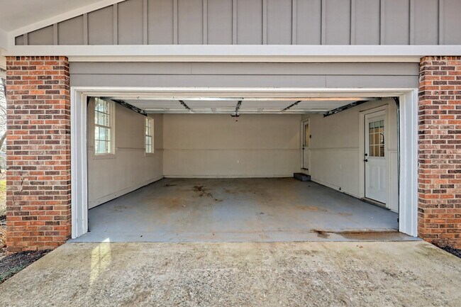 Building Photo - 3455 Hwy 441