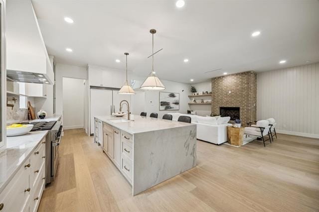 Building Photo - 6244 Richmond Ave