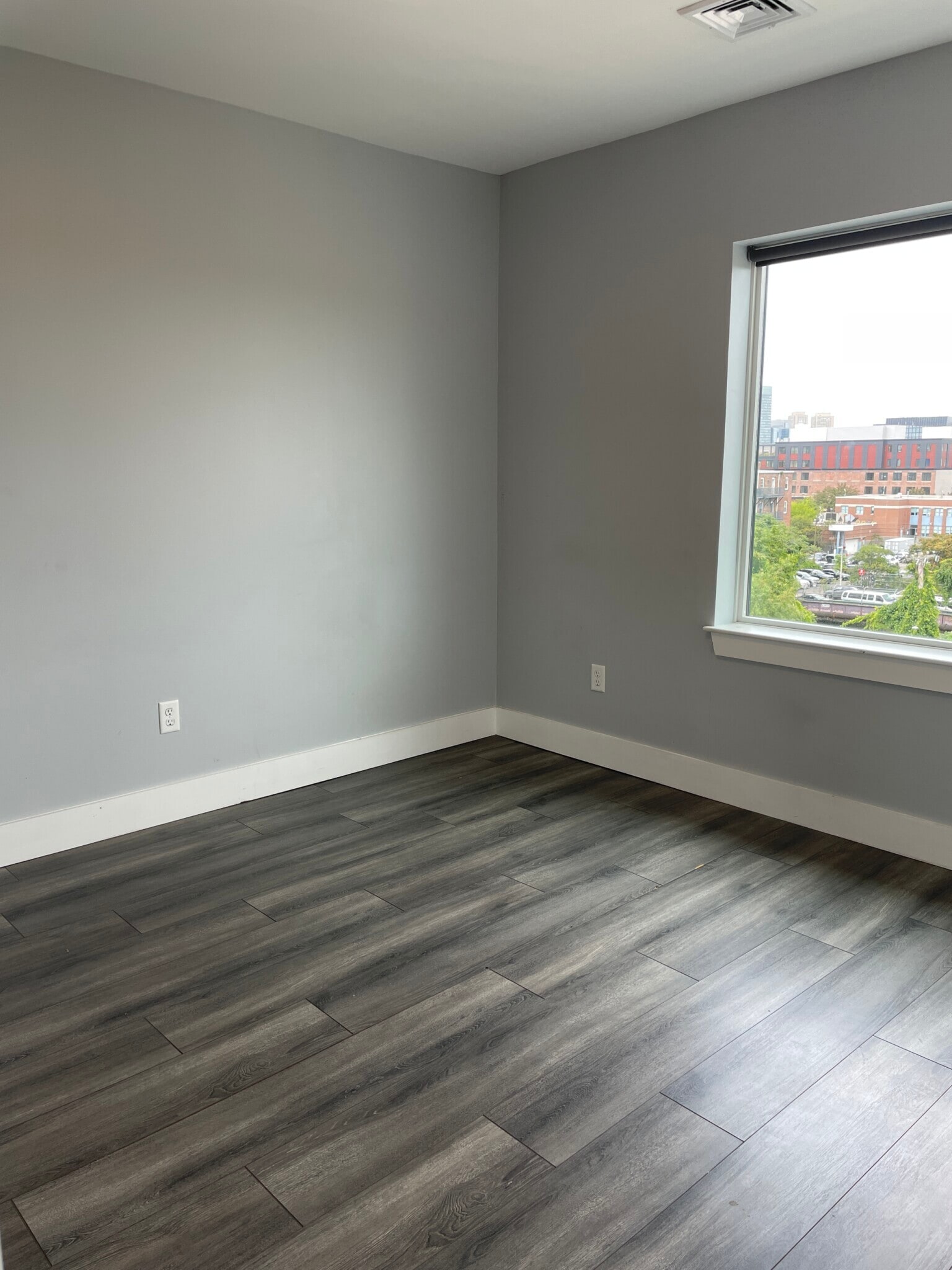 Building Photo - 40 B St
