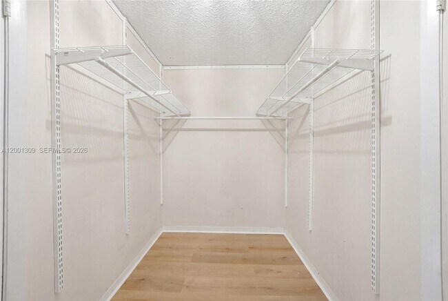 Building Photo - 6704 SW 114th Pl