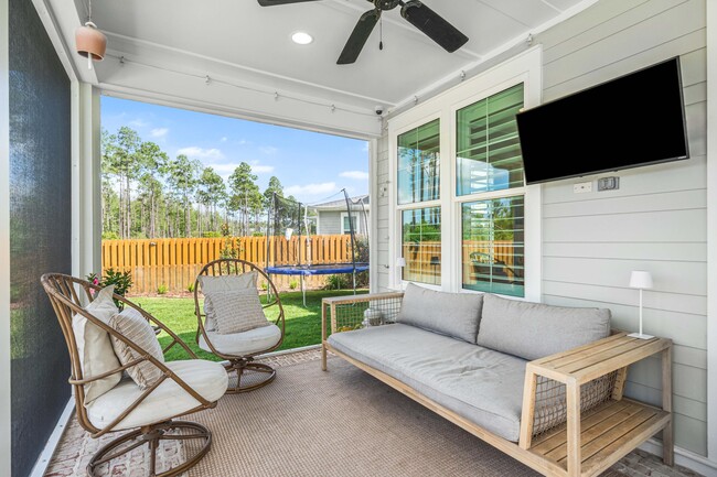 Building Photo - 229 Windrow Way