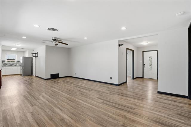 Building Photo - 233 Bellvue Dr