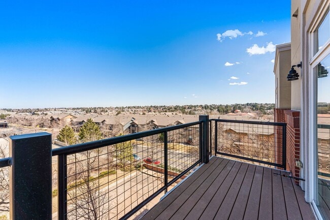 Building Photo - Penthouse level Condo in Greenwood Village!