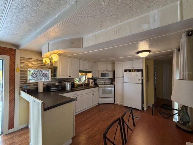 Building Photo - 3311 Eileen Dr