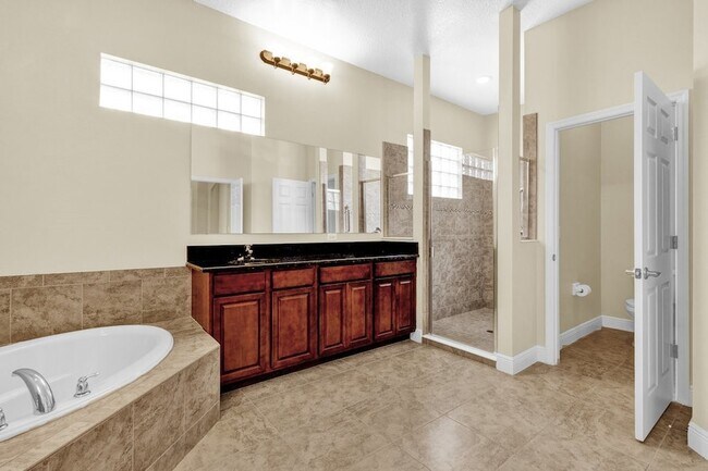 Building Photo - 1280 S Village Square