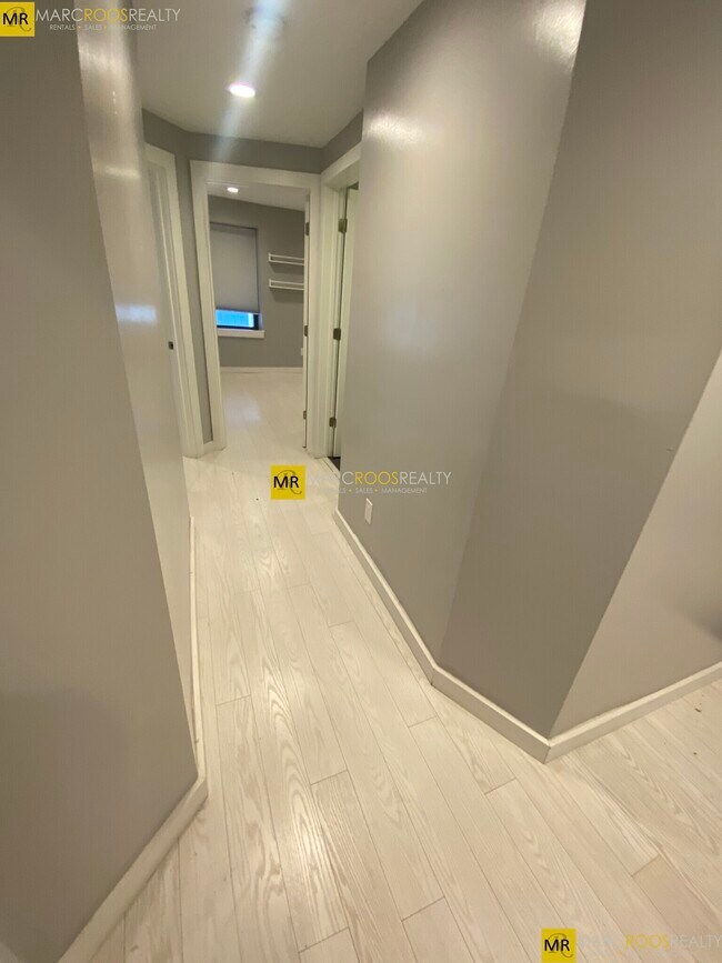 Building Photo - 469 Massachusetts Ave