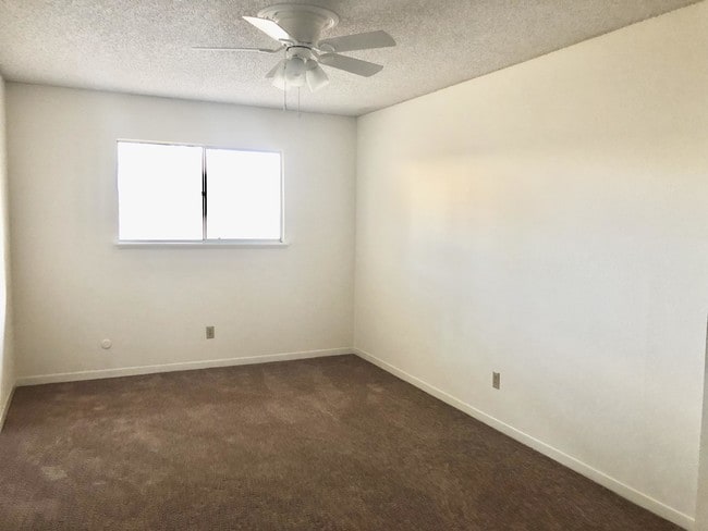 Building Photo - 7136 Orizaba Ave