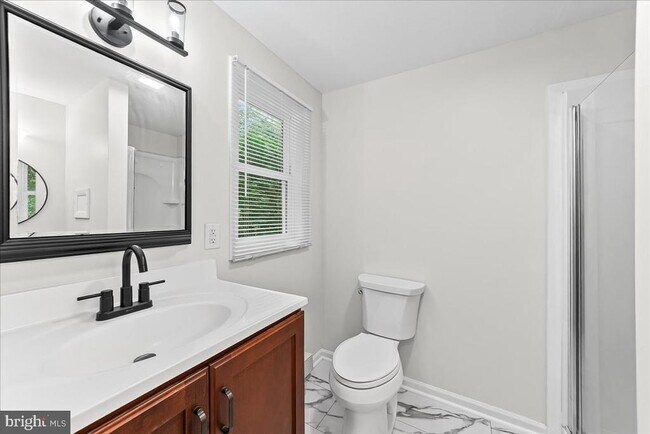 Building Photo - 436 Spackman Ln