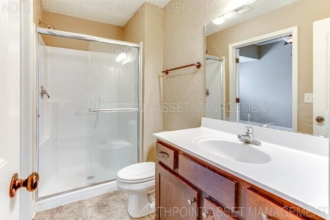 Building Photo - 50% OFF 1st Month's Rent!