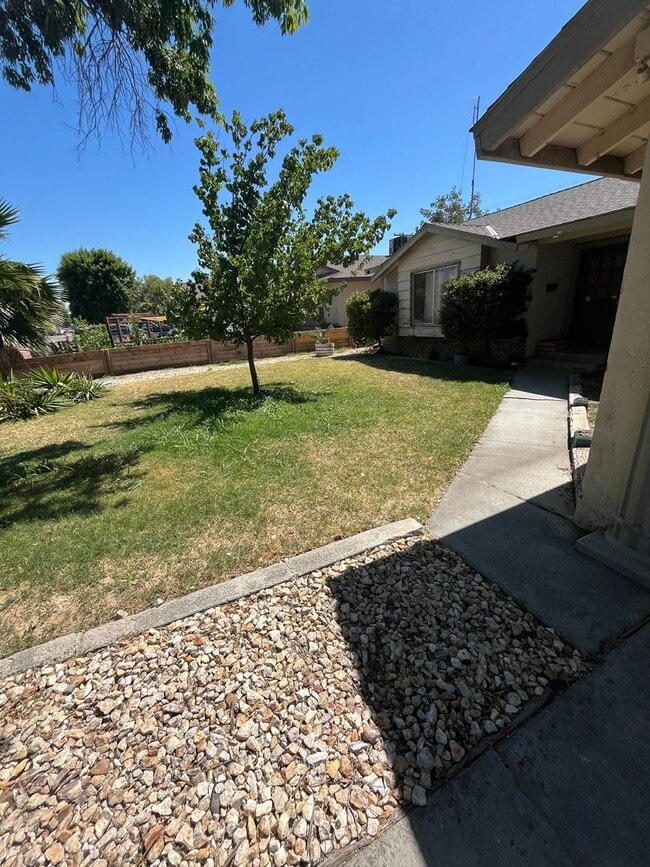 Building Photo - Coming Soon!!! 3-Bedroom, 2-Bathroom Home for Rent