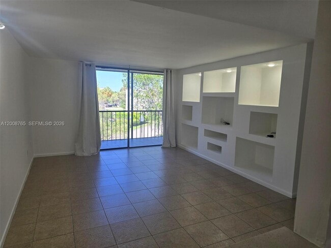 Building Photo - 8045 SW 107th Ave