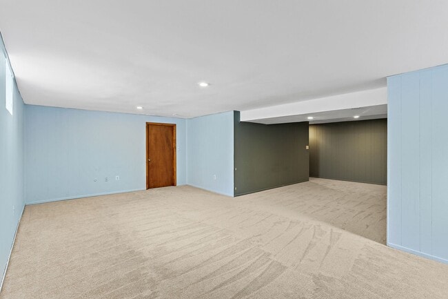 Building Photo - Columbia, MD