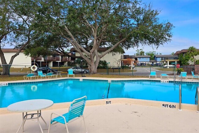 Building Photo - 3333 Ramblewood Ct