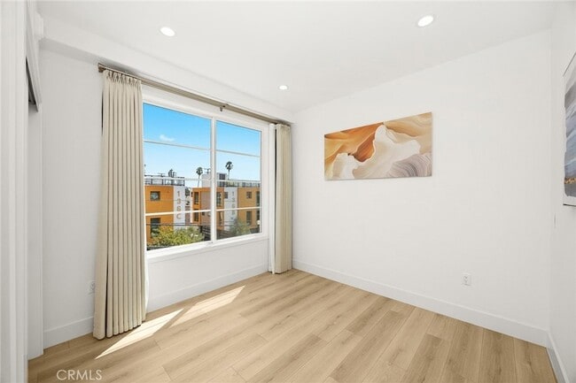 Building Photo - 137 St Francis St