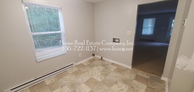 Building Photo - 4271 Mineral Ave