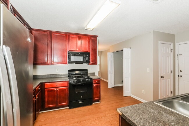 Building Photo - 656 Penstock Path