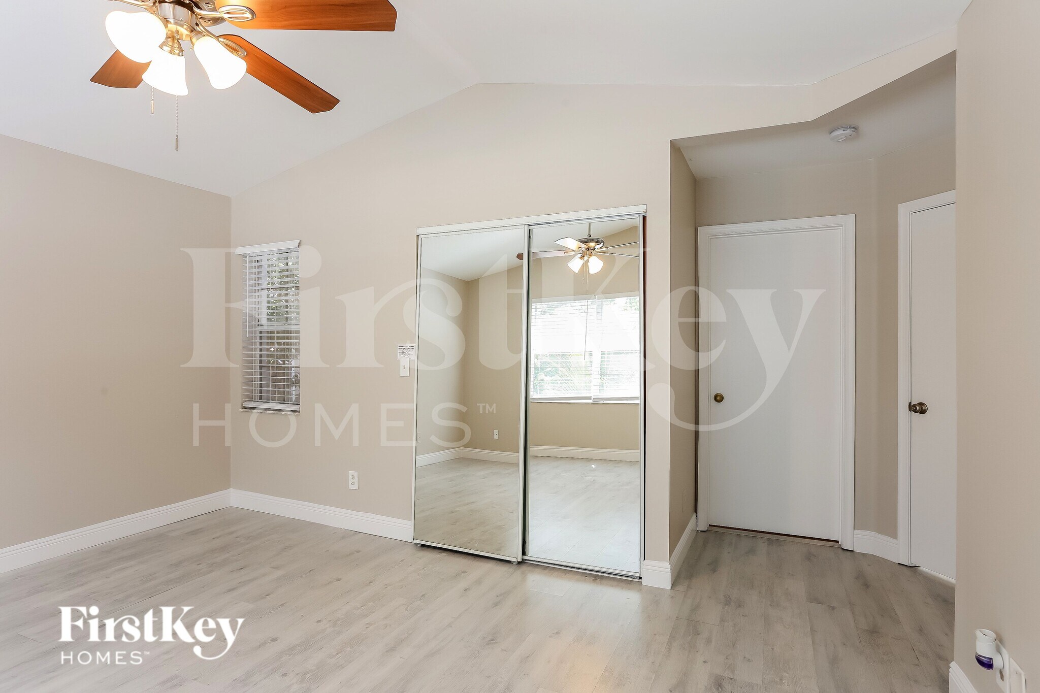 Building Photo - 10837 NW 46th Dr