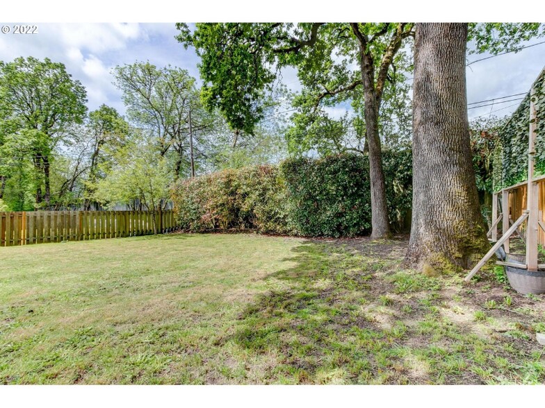 Building Photo - 13543 SW 64th Ave