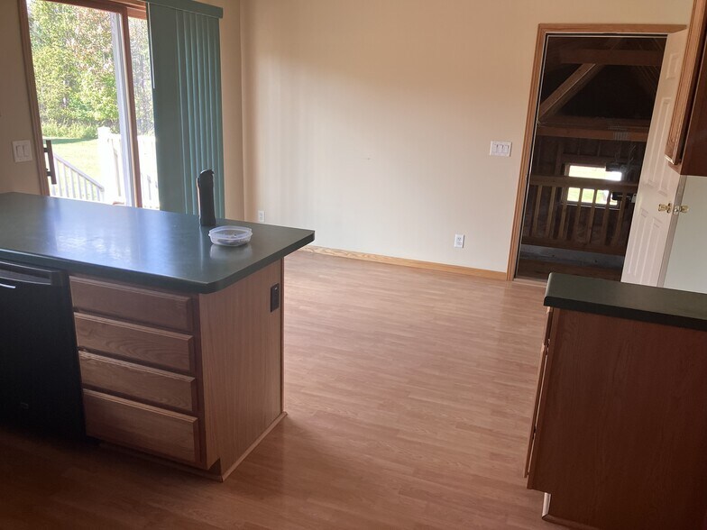 Dining Room and porch access - N5223 Tamarack Ln