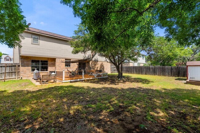 Building Photo - 3 Bedroom/2.5 Bath Northwest Park