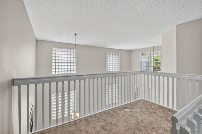 Building Photo - 9917 Cobblestone Creek Dr