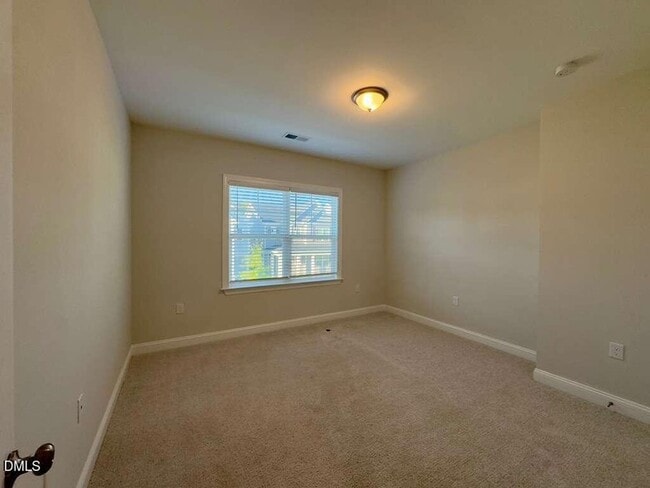 Building Photo - 312 Natsam Wds Wy
