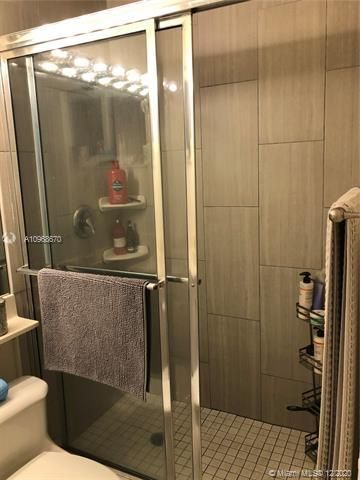 Building Photo - 919 SE 17th St