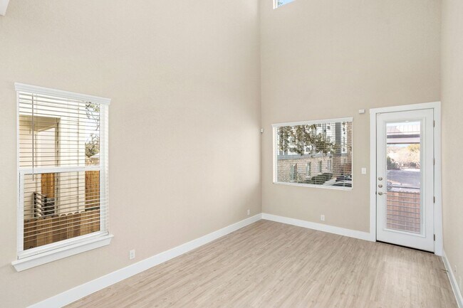 Building Photo - Brand New 3/2.5 Townhome