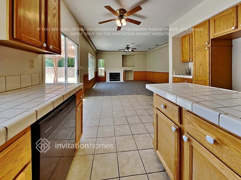 Building Photo - 1832 Autumnmist Dr
