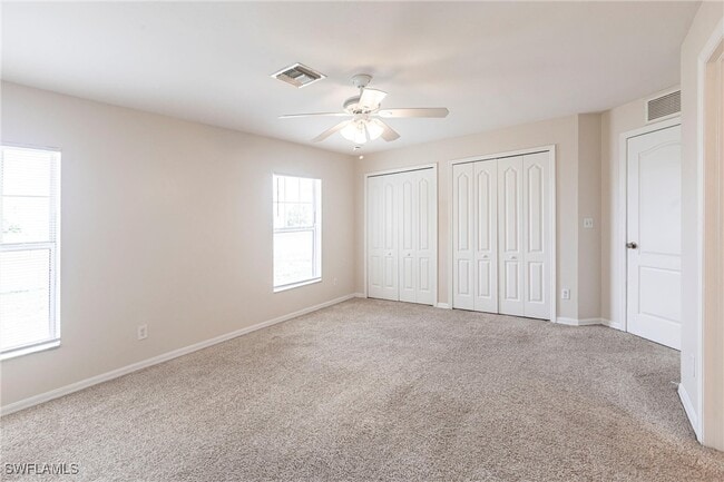 Building Photo - 2121 NW 18th Pl