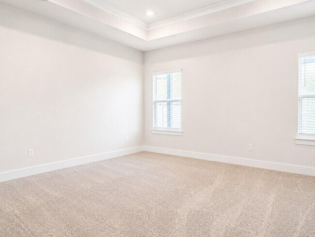 Building Photo - 6242 Jenks Dr
