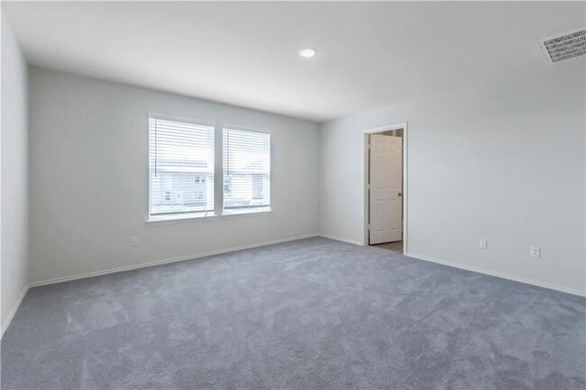 Building Photo - 338 Pepperbark Loop