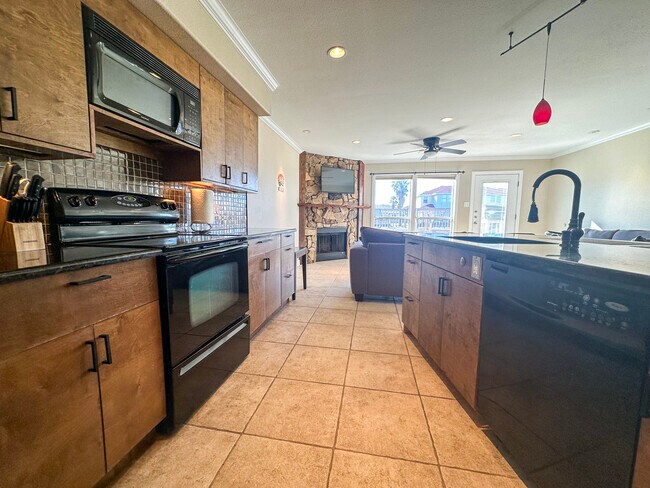 Building Photo - 15409 Salt Cay Ct