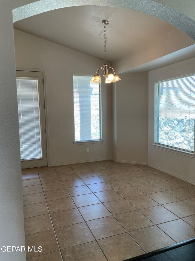 Building Photo - 11249 Duster Dr